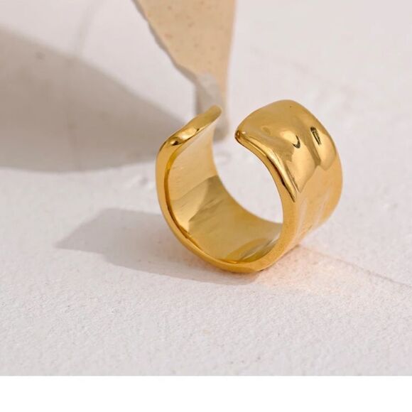 #12 NEW Unique Hammered Gold Chunky Ring - Picture 8 of 11